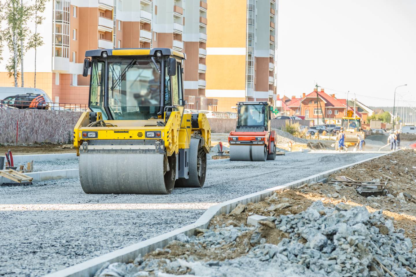 Усть-Каменогорск и ВКО / Подрядчики завершают ремонт двух улиц в 23 мкр в Усть-Каменогорске