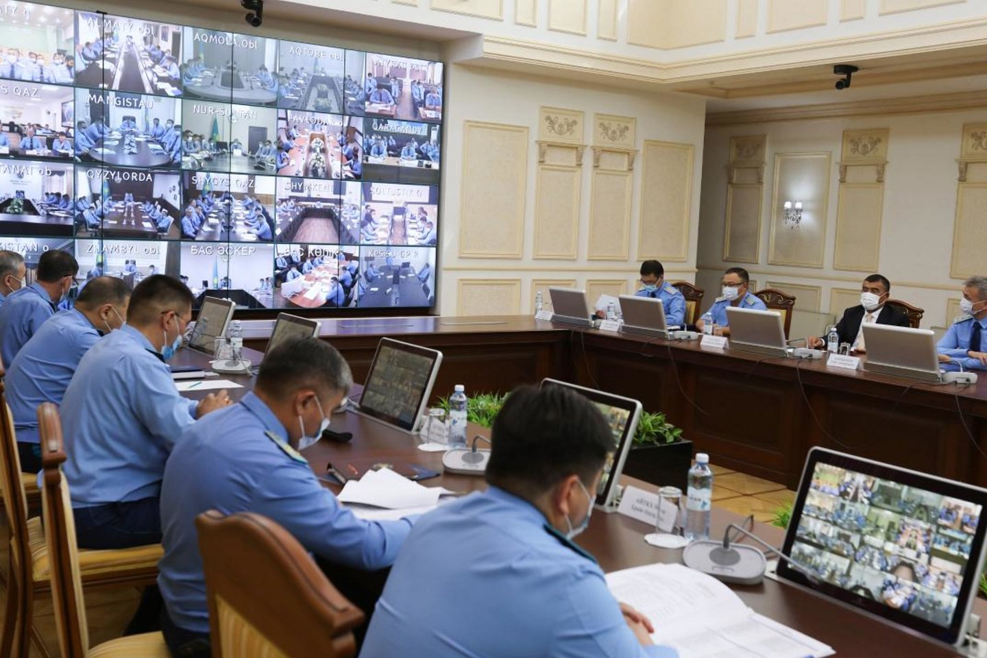 Новости Казахстана / Политика в Казахстане / По итогам январских событий осудили более 700 человек, около 500 направили в суд