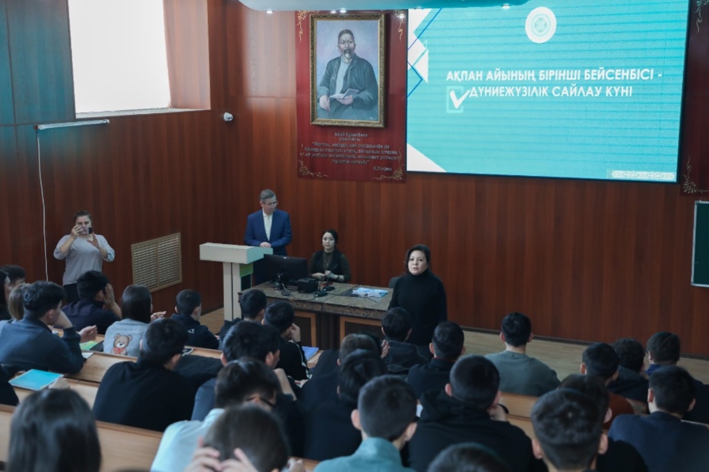 Новости мира / Ди Каприо назвали коррупционером Новости мира / Ди Каприо назвали коррупционером