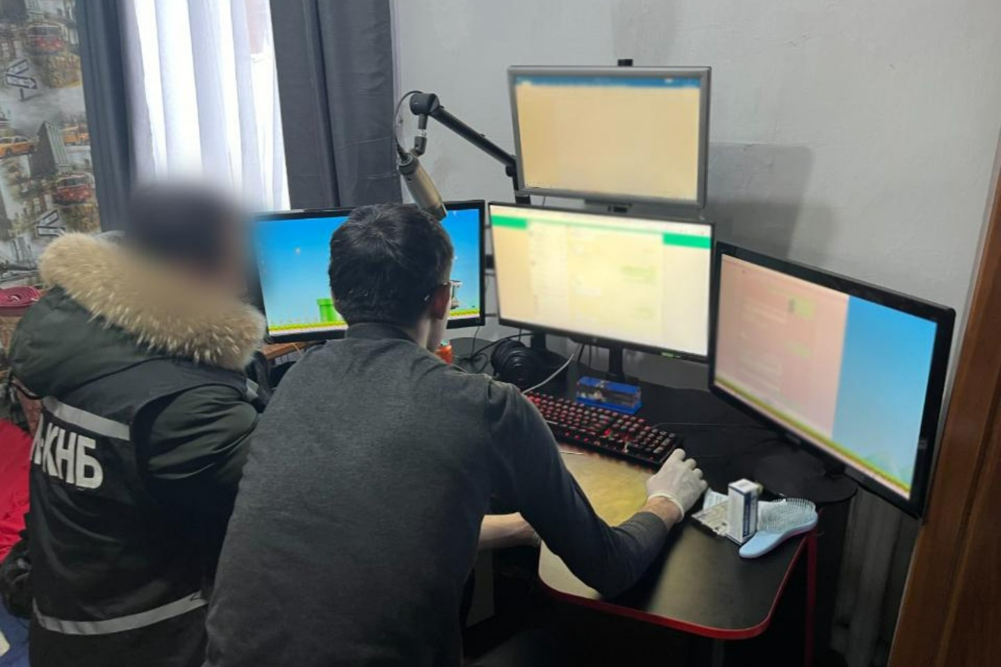 Новости Казахстана / Общество в Казахстане / Жителя Караганды задержали за киберпреступления