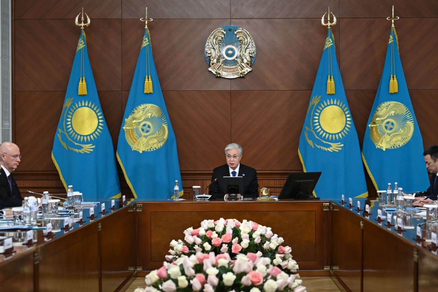 Новости Казахстана / Токаев поручил разработать пошаговый алгоритм для стабилизации инфляции в стране