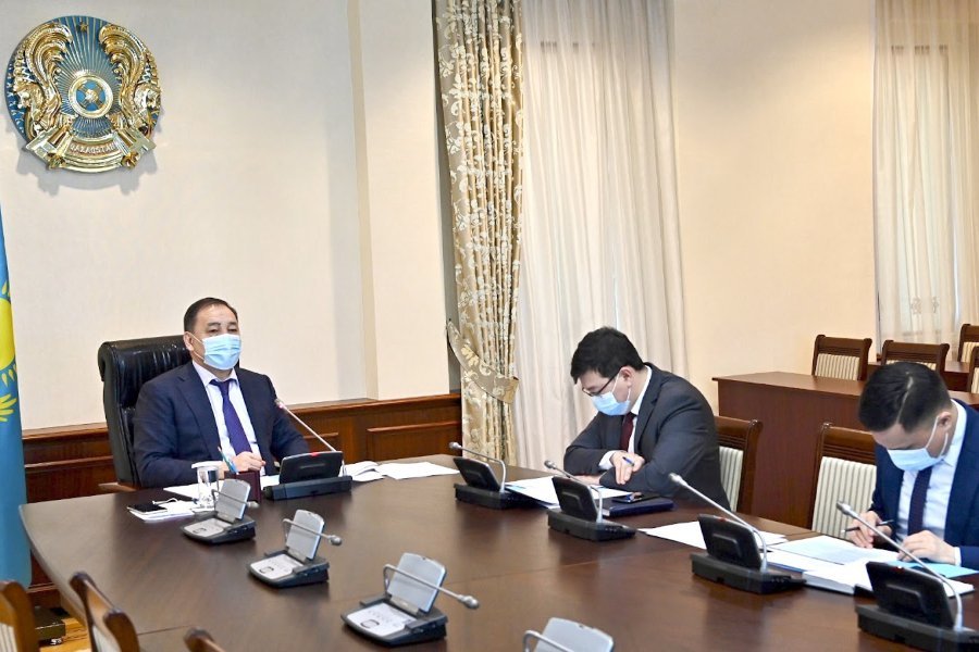 Новости Казахстана / МВК отменила для казахстанцев обязательное ношение масок в помещениях