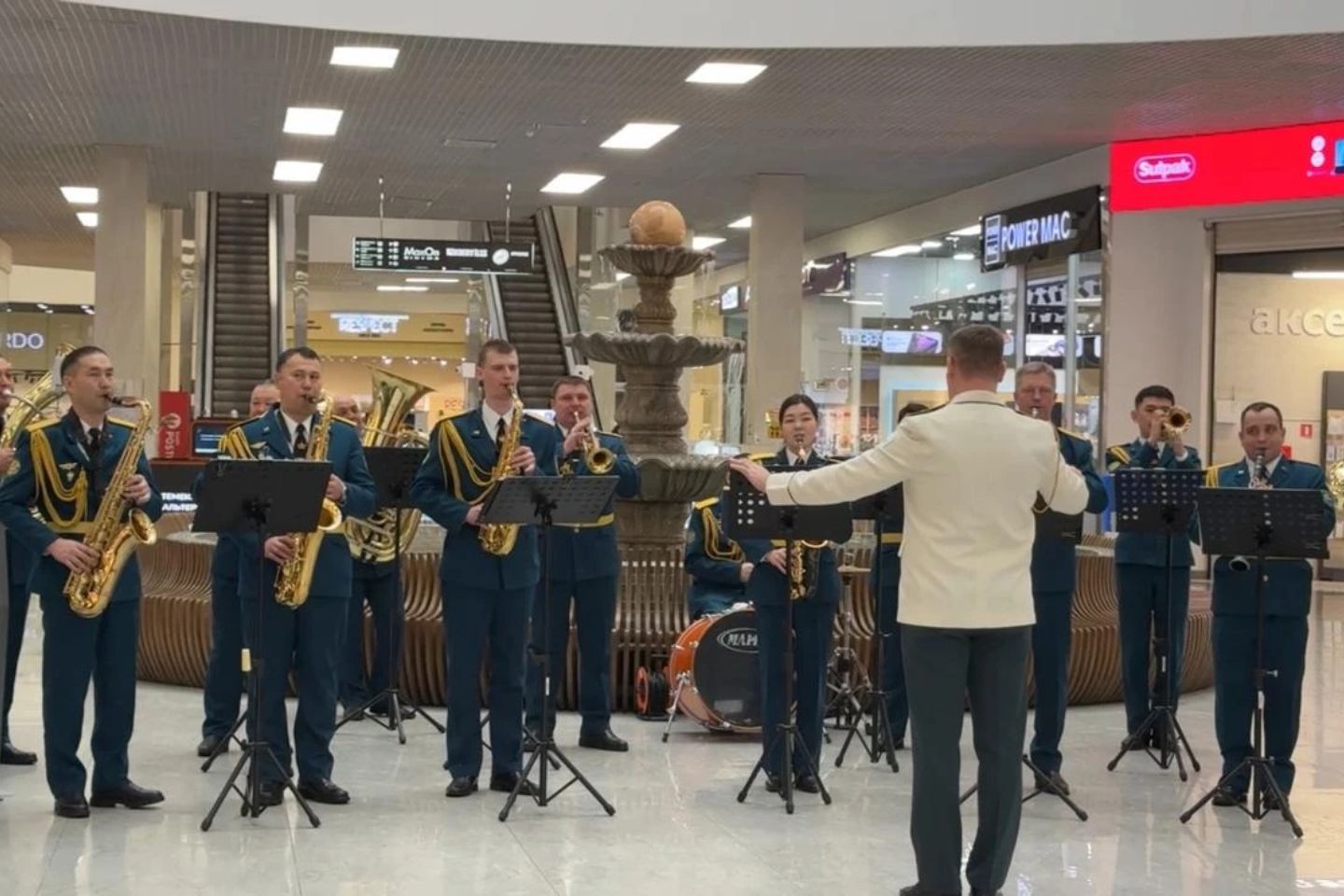 Усть-Каменогорск и ВКО / Усть-Каменогорск / Жителей Усть-Каменогорска приглашают почтить память Героя Бауыржана Момышулы