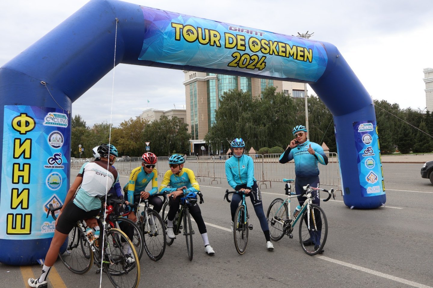 Усть-Каменогорск и ВКО / В ВКО наградили победителей Tour de Oskemen-2024