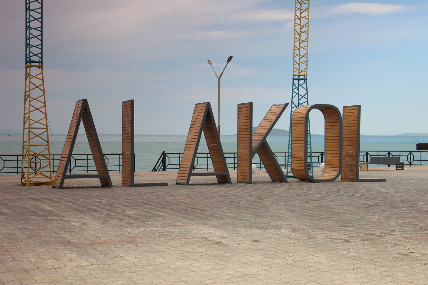 Новости Казахстана / Президент Алакөлдегі демалыс аймағын сынға алды Новости Казахстана / Президент Алакөлдегі демалыс аймағын сынға алды