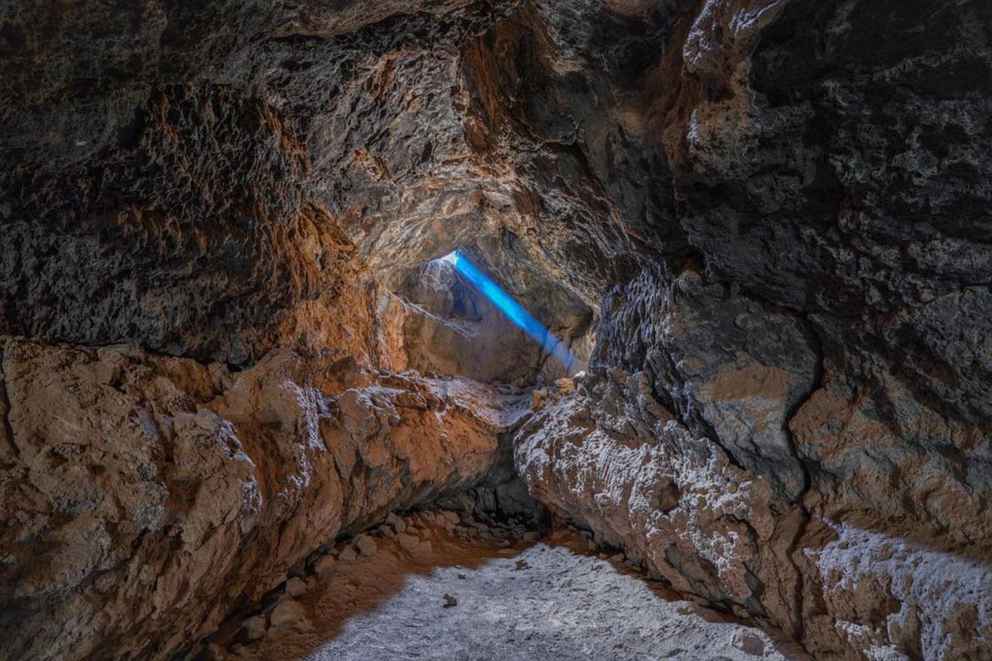 Новости мира / Интересные новости / Самую глубокую пещеру в Австралии назвали в честь штамма коронавируса