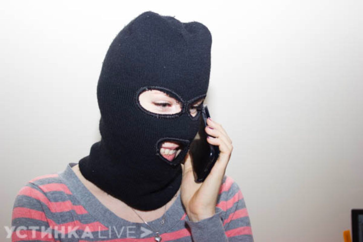 Новости Казахстана / Телефонные аферисты выманили у 72-летней женщины два миллиона тенге в РК Новости Казахстана / Телефонные аферисты выманили у 72-летней женщины два миллиона тенге в РК