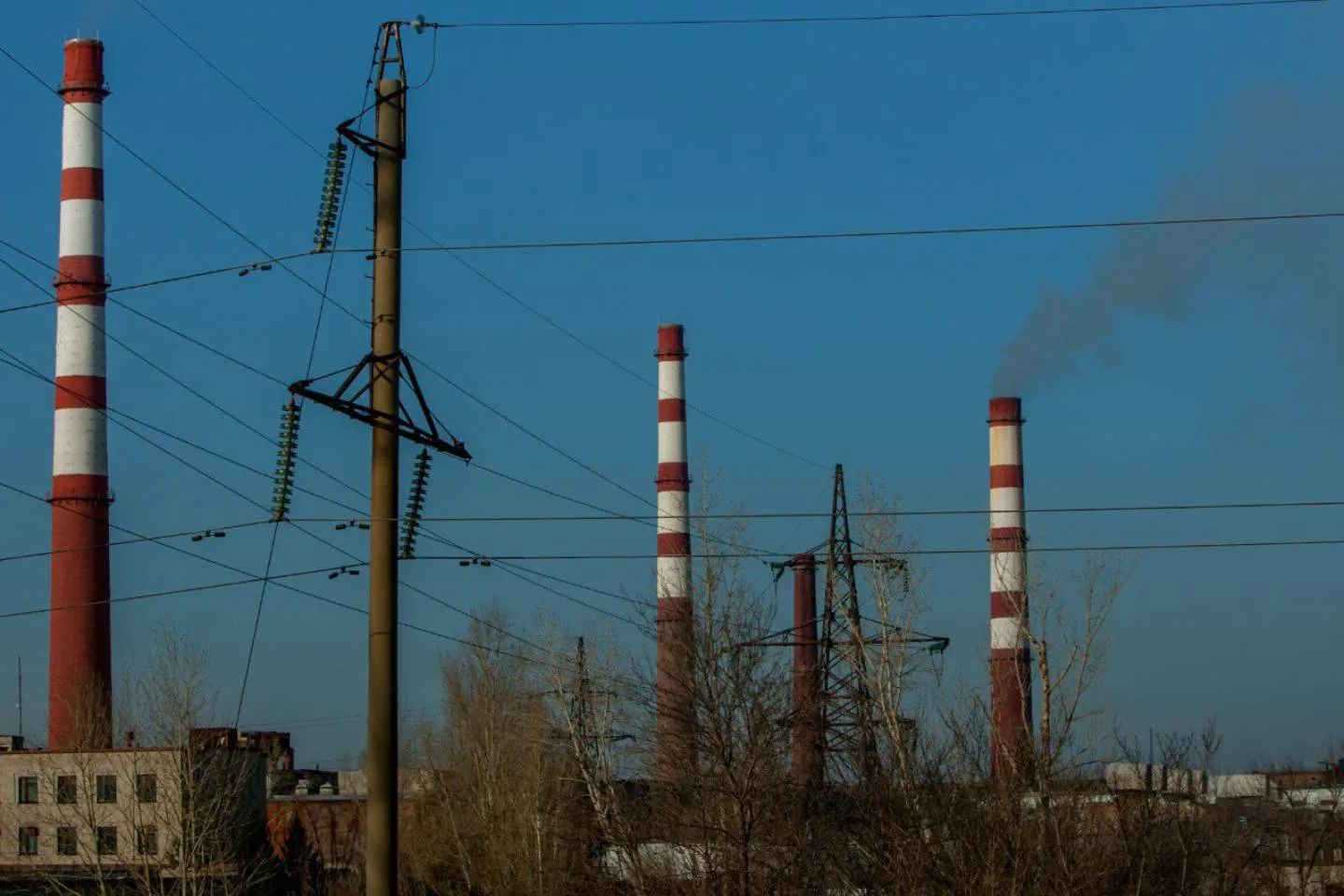 Новости Казахстана / Общество в Казахстане / Спасать Усть-Каменогорск от НМУ хотят ограничением движения