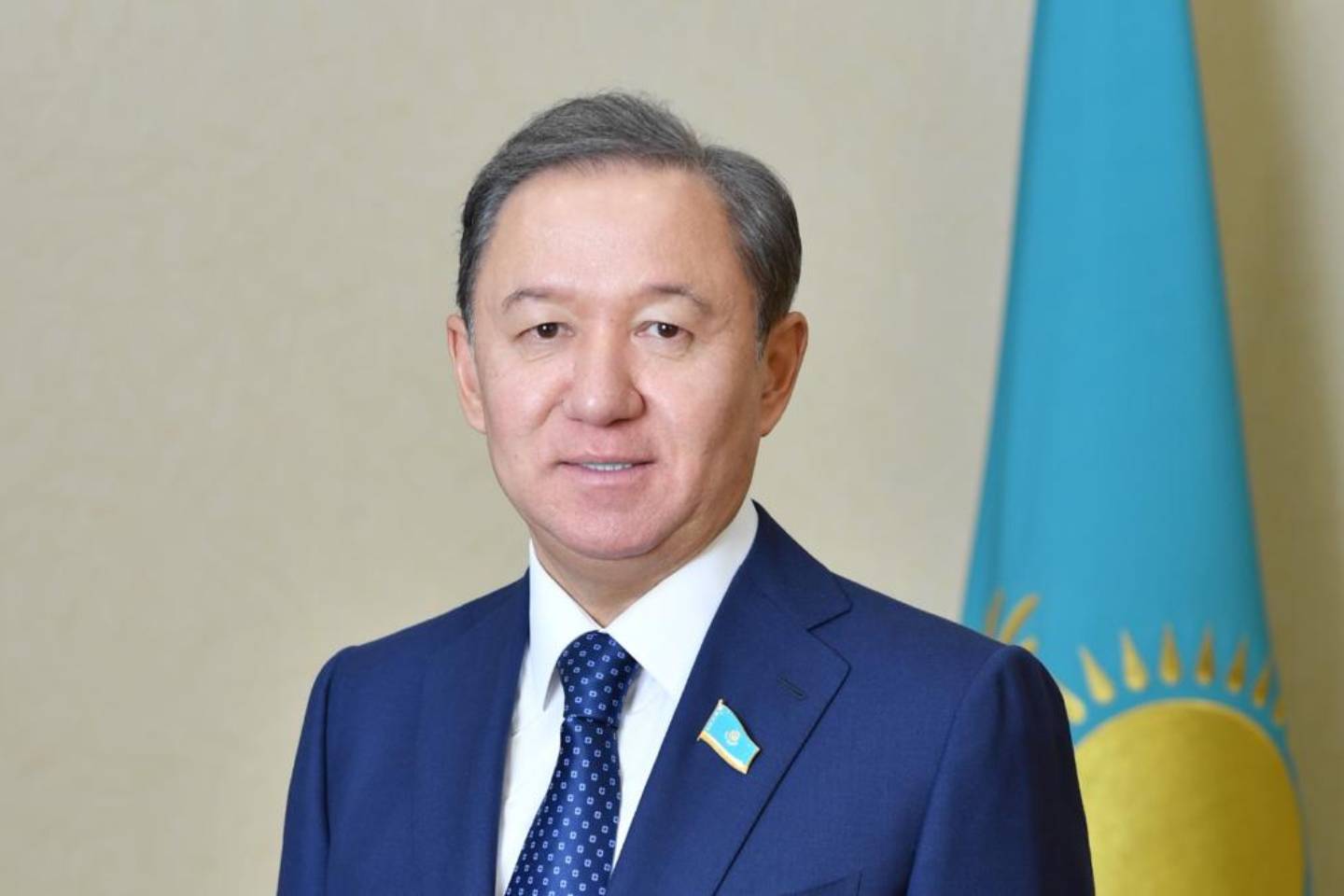 Новости Казахстана / Политика в Казахстане / Председатель Мажилиса подал в отставку