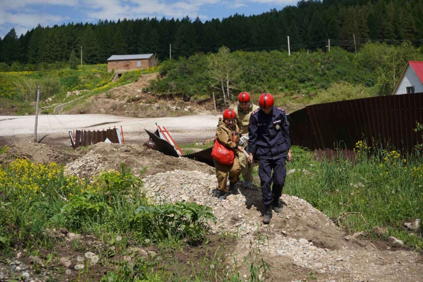 Усть-Каменогорск и ВКО / Учения по селевой опасности провели в Восточном Казахстане