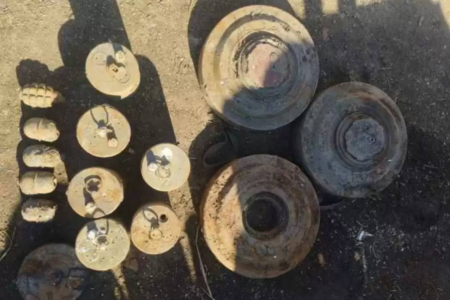 Новости Казахстана / Общество в Казахстане / В Акмолинской области мужчина нашел мины и гранаты