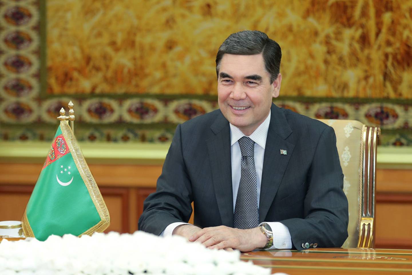 Новости мира / Политика в мире / Глава Туркменистана заявил о намерении передать свой пост молодому руководителю