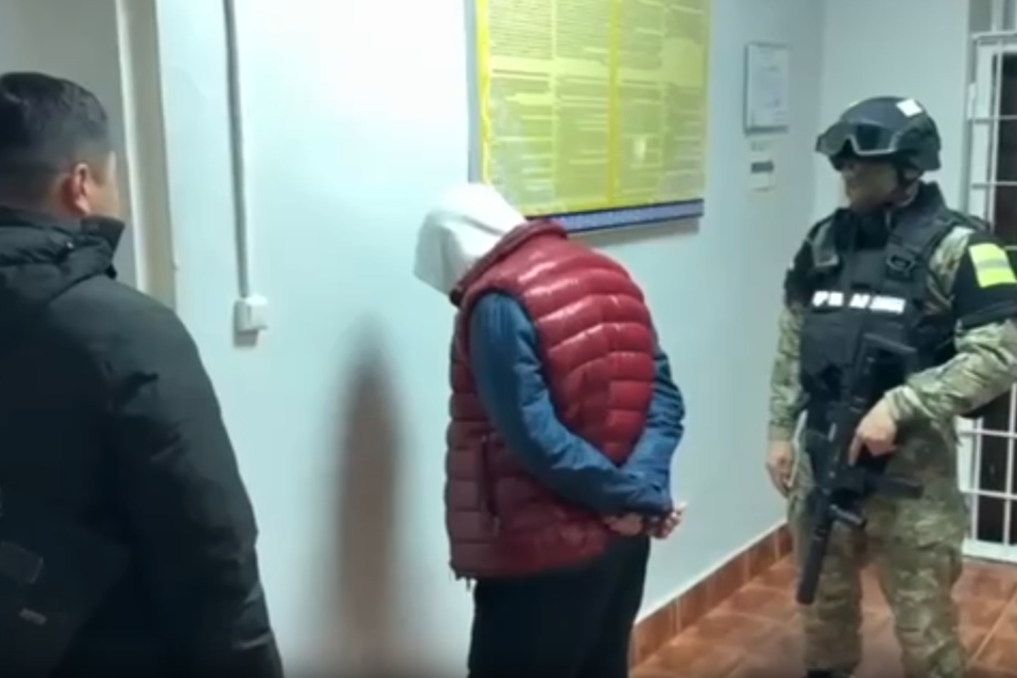 Новости Казахстана / Шымкентте блогер мемлекеттік қызметшіден 10 млн теңге бопсалаған Новости Казахстана / Шымкентте блогер мемлекеттік қызметшіден 10 млн теңге бопсалаған