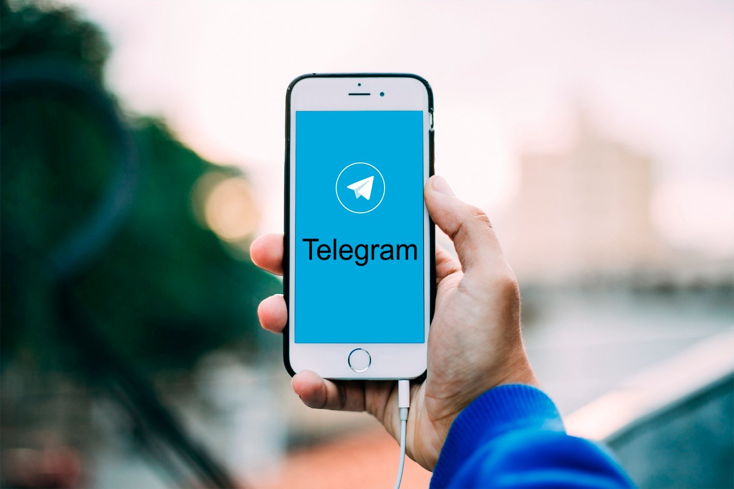 Новости мира / Интересные новости / Дуров: Telegram будет выдавать персональные данные при достаточных основаниях