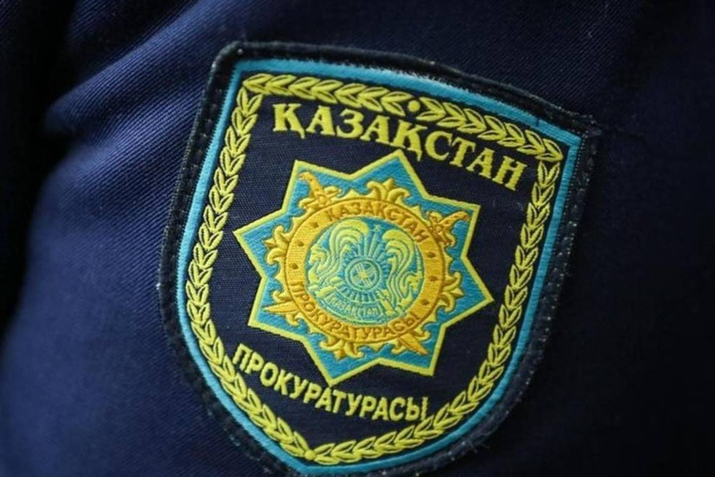 Усть-Каменогорск и ВКО / Прокурора уволили из органов и арестовали на 20 суток в Усть-Каменогорске