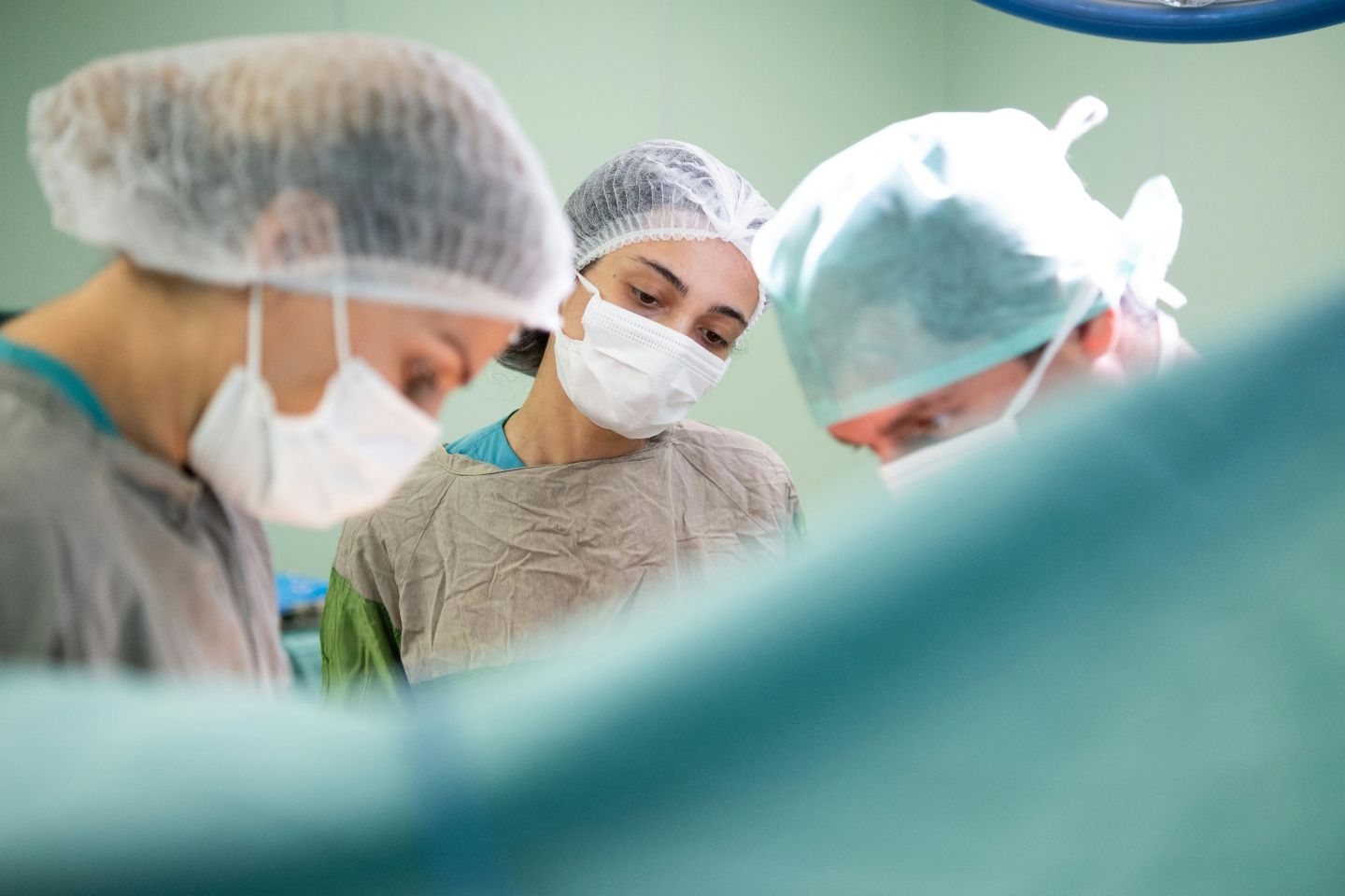 Усть-Каменогорск и ВКО / В ВКО медики спасли юную пациентку, которую ранили ножом Усть-Каменогорск и ВКО / В ВКО медики спасли юную пациентку, которую ранили ножом