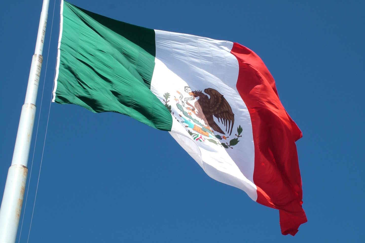 Новости мира / Политика в мире / В Мексике объявили об отказе принимать депортированных из США мигрантов