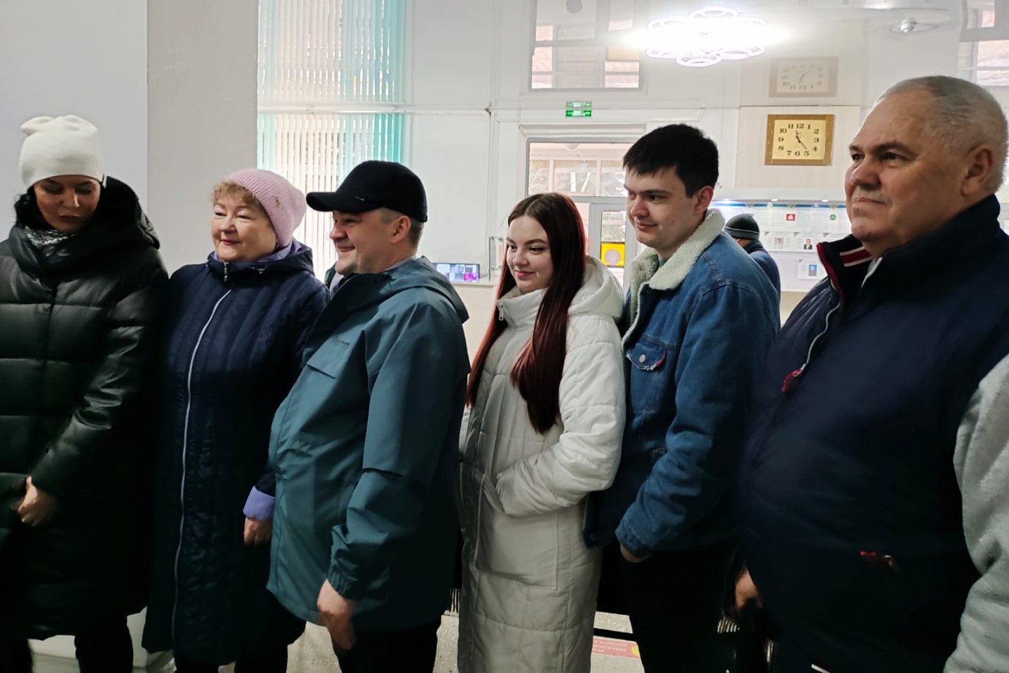 Усть-Каменогорск и ВКО / Целыми семьями идут голосовать жители ВКО