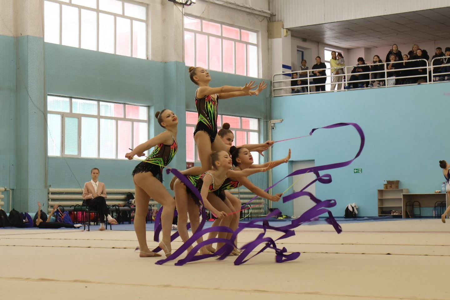 Усть-Каменогорск и ВКО / Өскеменде көркем гимнастикадан облыстық жарыс өтіп жатыр