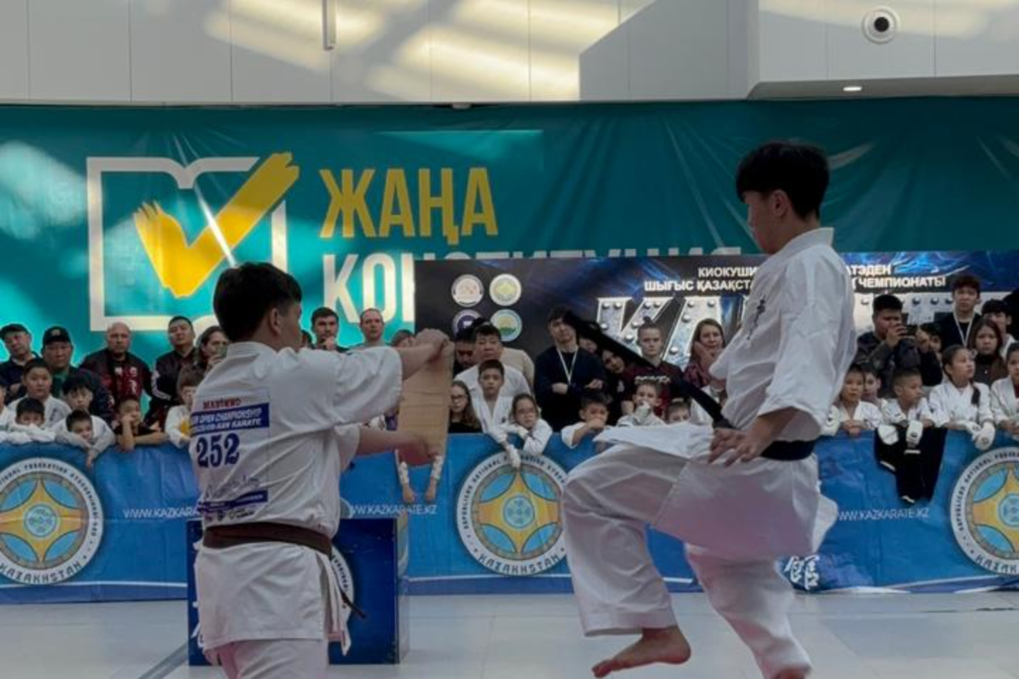 Усть-Каменогорск и ВКО / Чемпионат Восточно-Казахстанской области по каратэ начался в Усть-Каменогорске