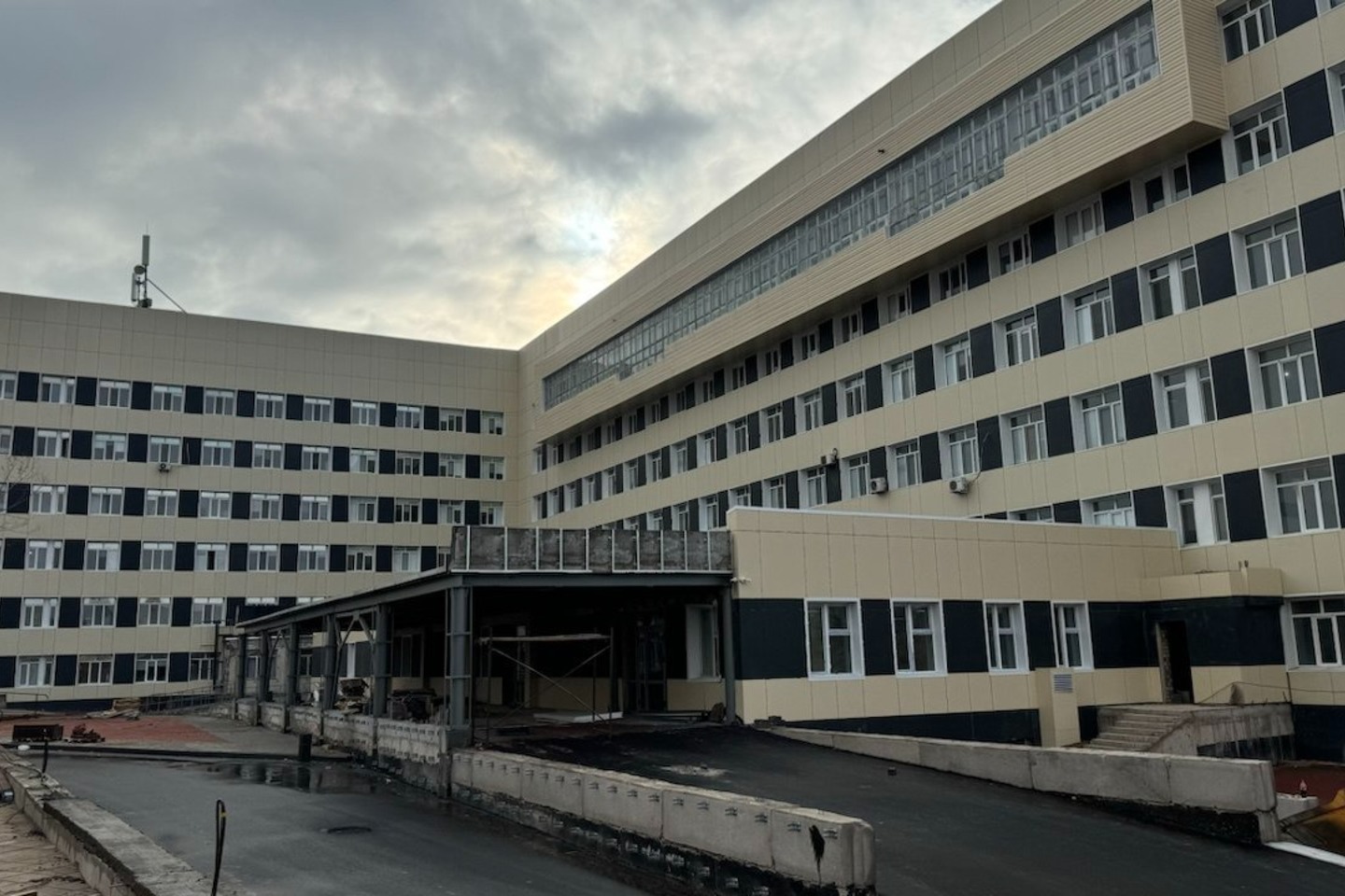 Новости Казахстана / Қарағанды облысында аурухана салып, жөндеуге қайтарылған активтер есебінен 7,5 млрд теңге бөлінді