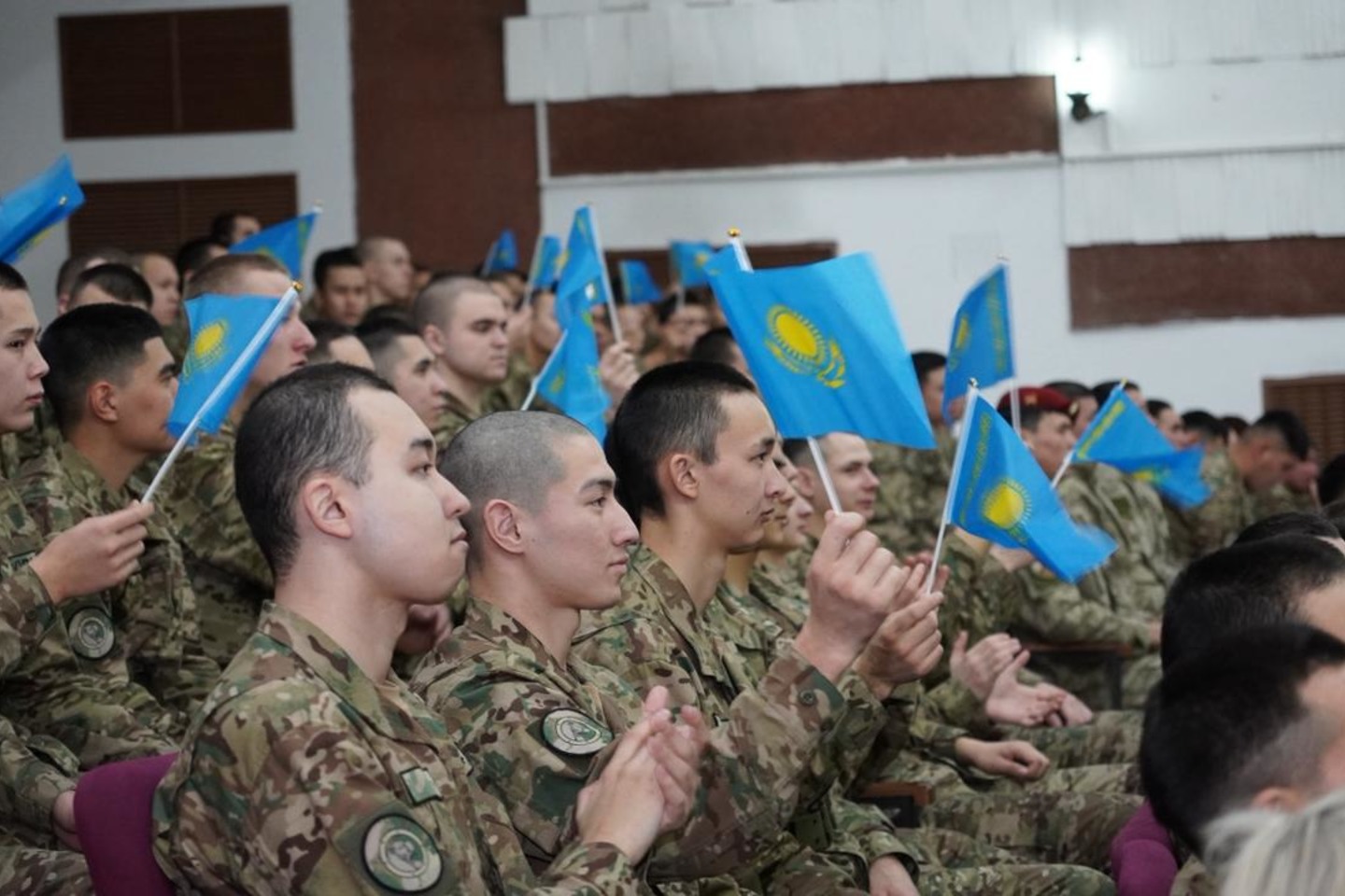 Усть-Каменогорск и ВКО / Өскеменде Ұлттық ұланның құрылған күнін атап өтті Усть-Каменогорск и ВКО / Өскеменде Ұлттық ұланның құрылған күнін атап өтті