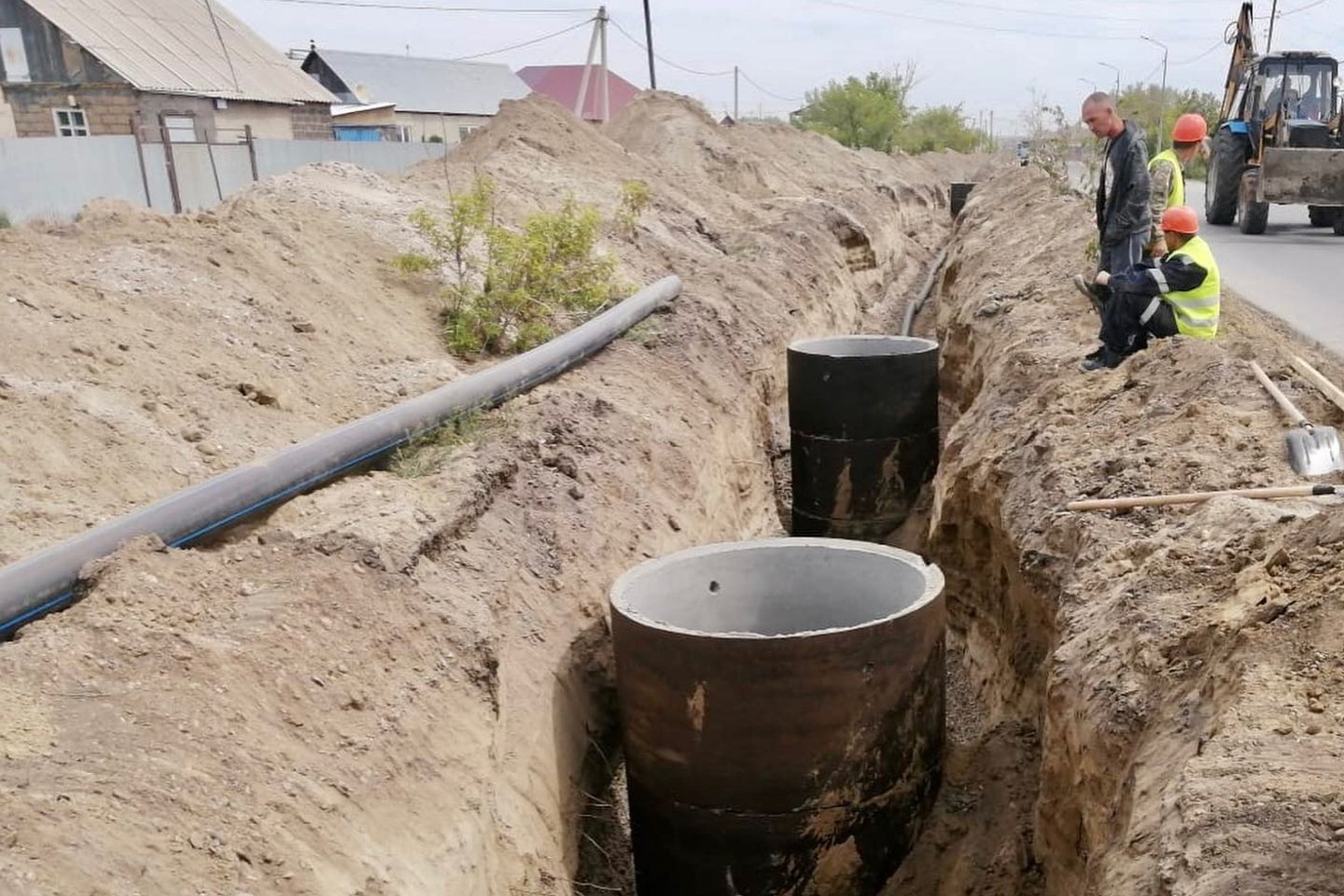 Усть-Каменогорск и ВКО / 10 тысяч жителей поселка Восточного получат доступ к центральному водопроводу