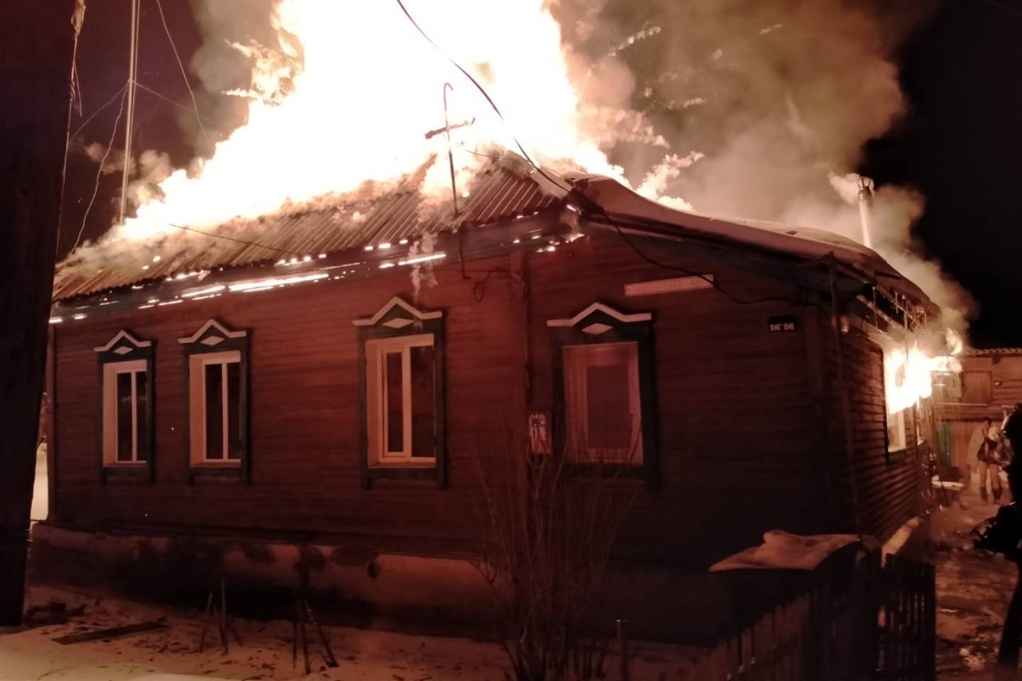 Усть-Каменогорск и ВКО / Спасатели ликвидировали три пожара в ВКО