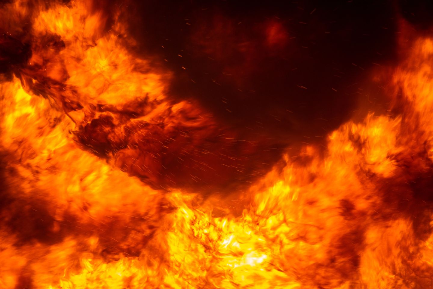 Новости мира / ЧП в Буэнос-Айресе: сильный взрыв, пожар и массовая эвакуация