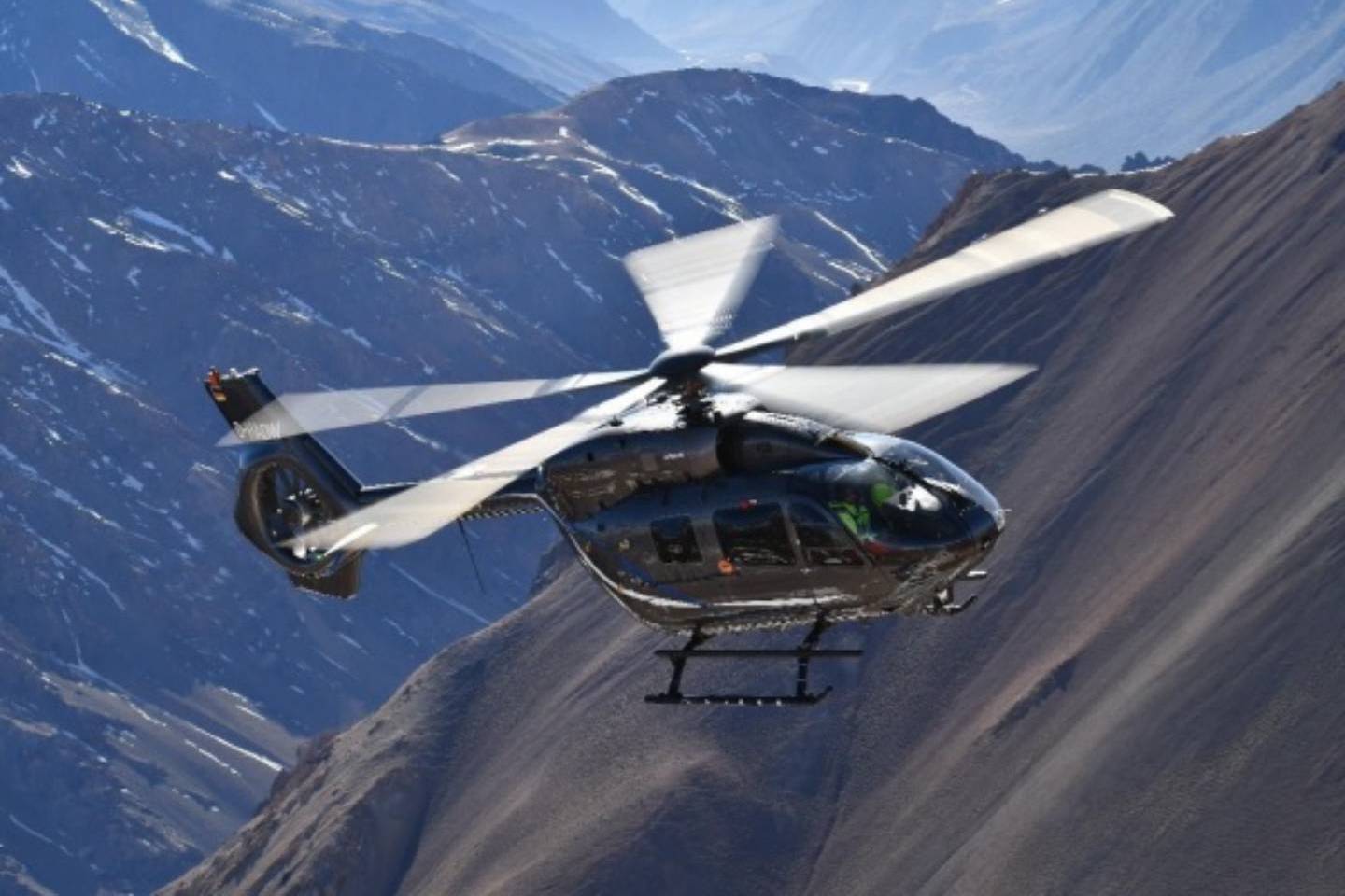 Новости Казахстана / Общество в Казахстане / Первый пятилопастный вертолет теперь числится на балансе МЧС РК