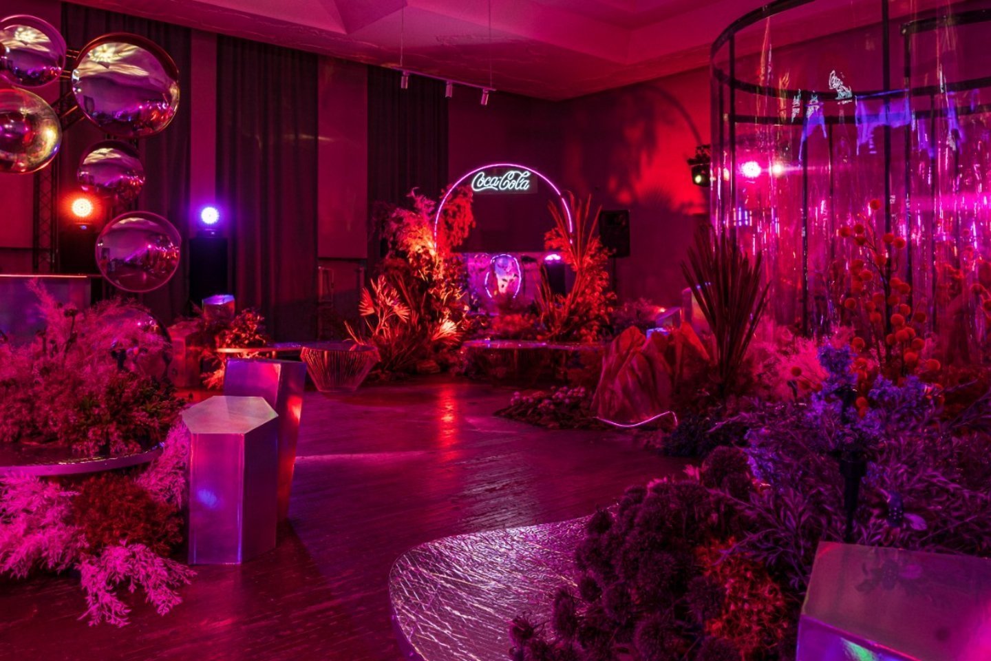 Новости мира / Интересные новости / Сингапурский партнер Yota Devices обвинил компанию в обмане пользователей Новости мира / Интересные новости / Сингапурский партнер Yota Devices обвинил компанию в обмане пользователей