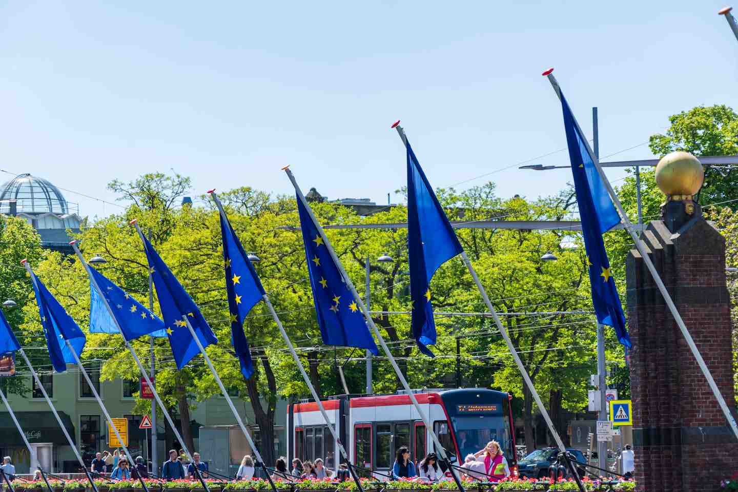 Новости мира / Политика в мире / В Европарламенте призывают к снижению агрессивной политики в Европе Новости мира / Политика в мире / В Европарламенте призывают к снижению агрессивной политики в Европе