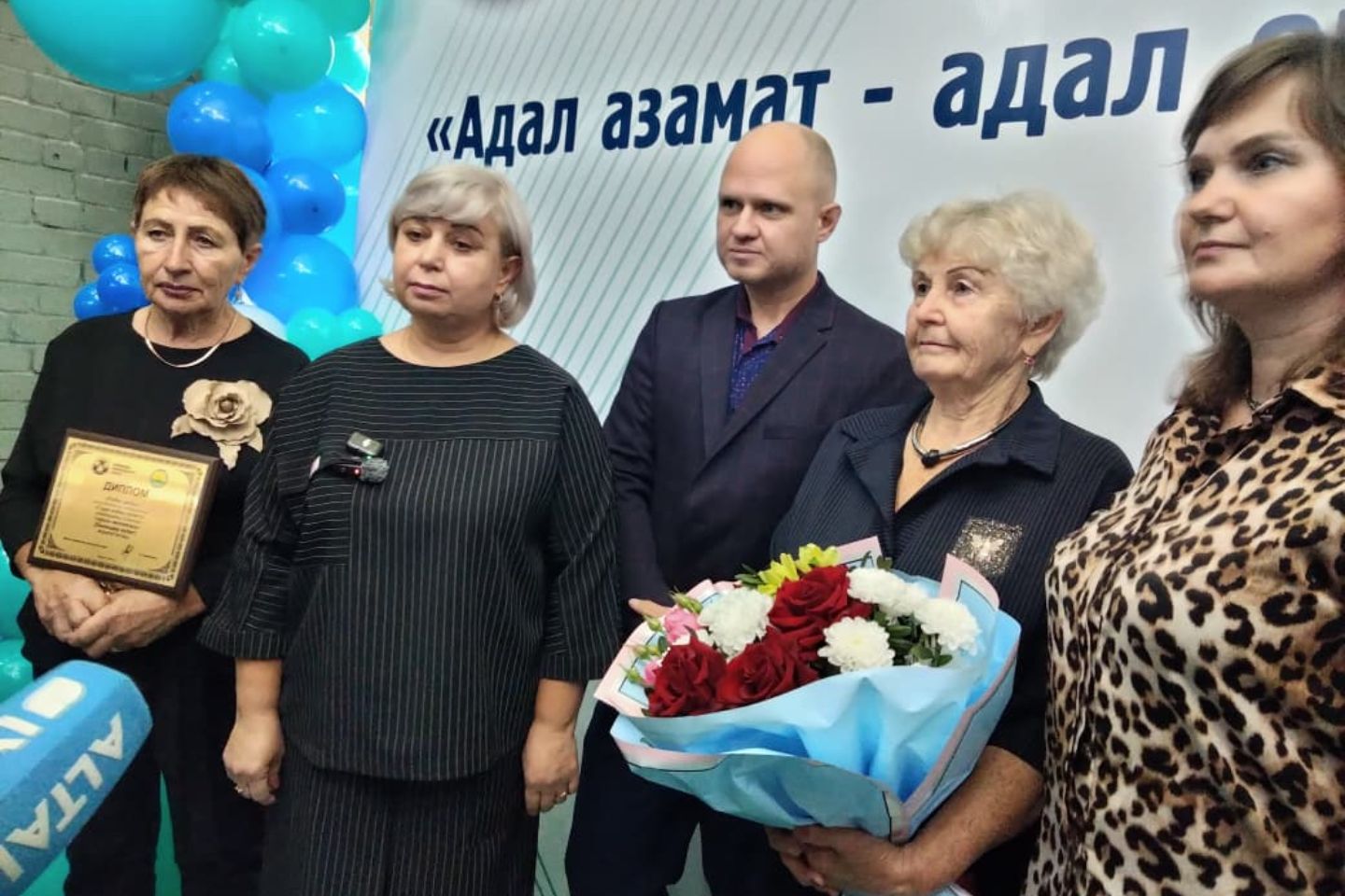Усть-Каменогорск и ВКО / Усть-Каменогорск / Люди труда: в ВКО наградили победителей конкурсов "Еңбек жолы" и "Парыз"