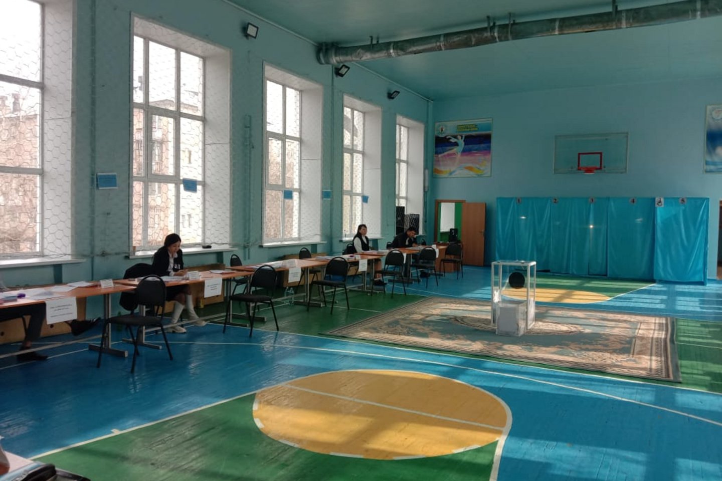 Новости Казахстана / Политика в Казахстане / За попытки вброса бюллетеней в РК наказаны 25 членов избирательных комиссий