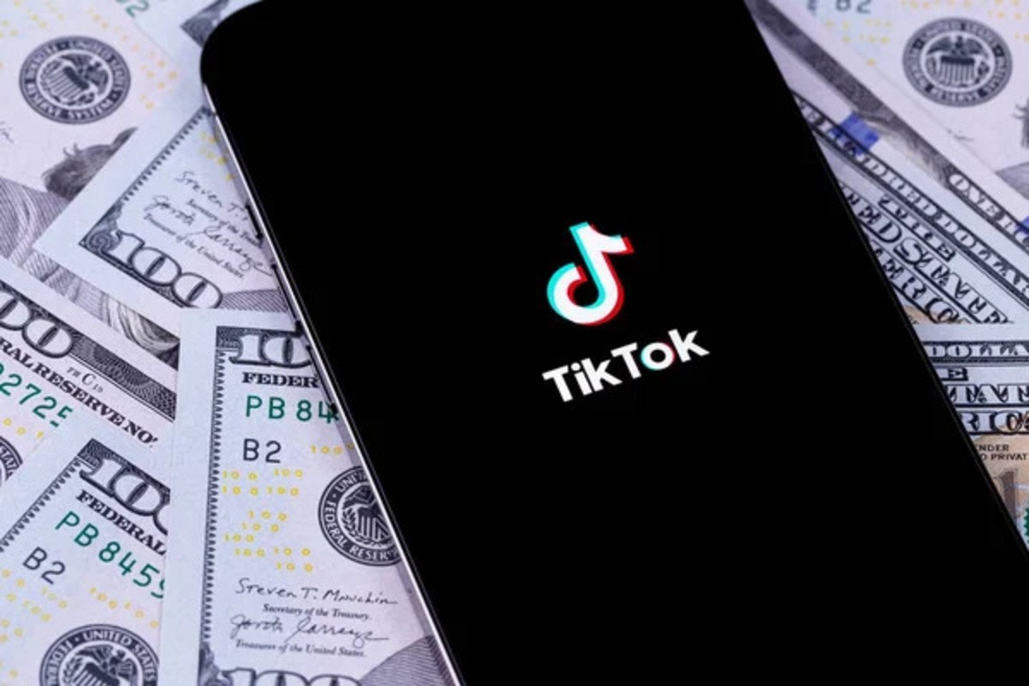 TikTok-та заңсыз құмар ойындарды насихаттайтын 100-ден астам аккаунт  анықталды - Устинка Live