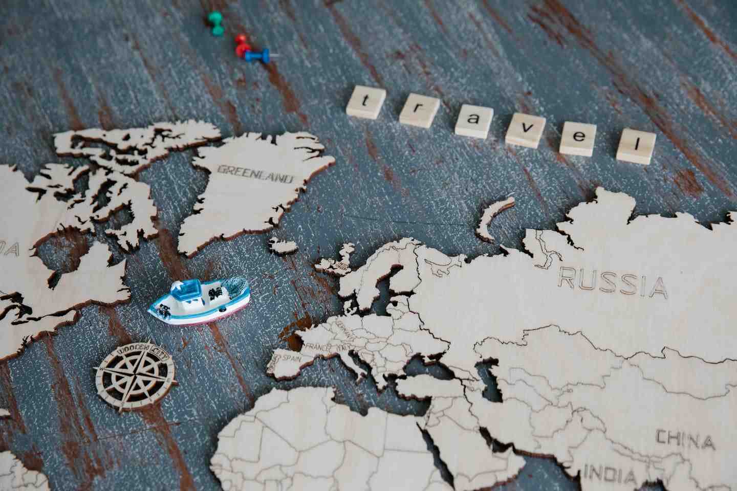 Новости мира / Политика в мире / В России отслеживают ситуацию вокруг Гренландии