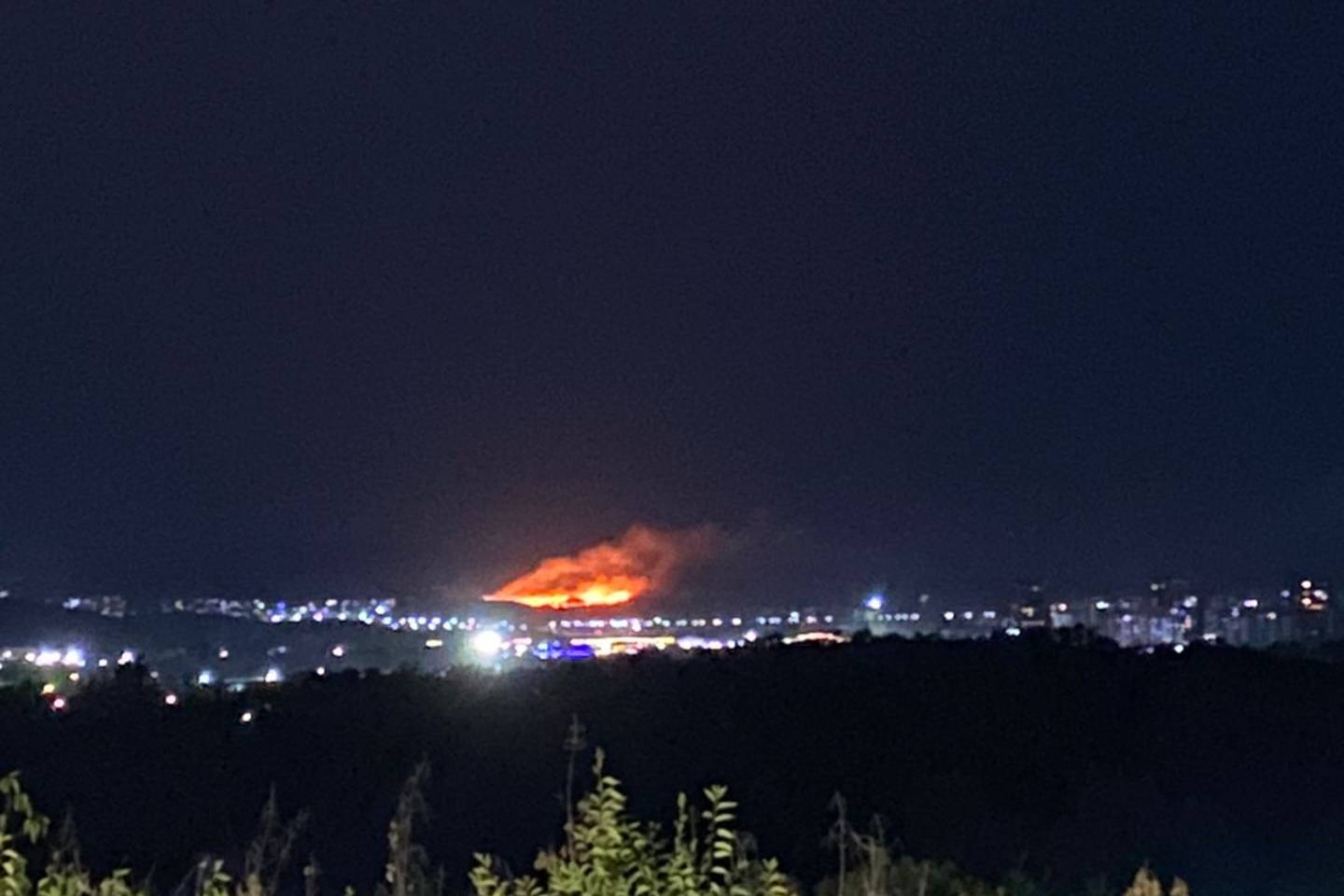 Усть-Каменогорск и ВКО / Вчера ночью произошел пожар в Усть-Каменогорске