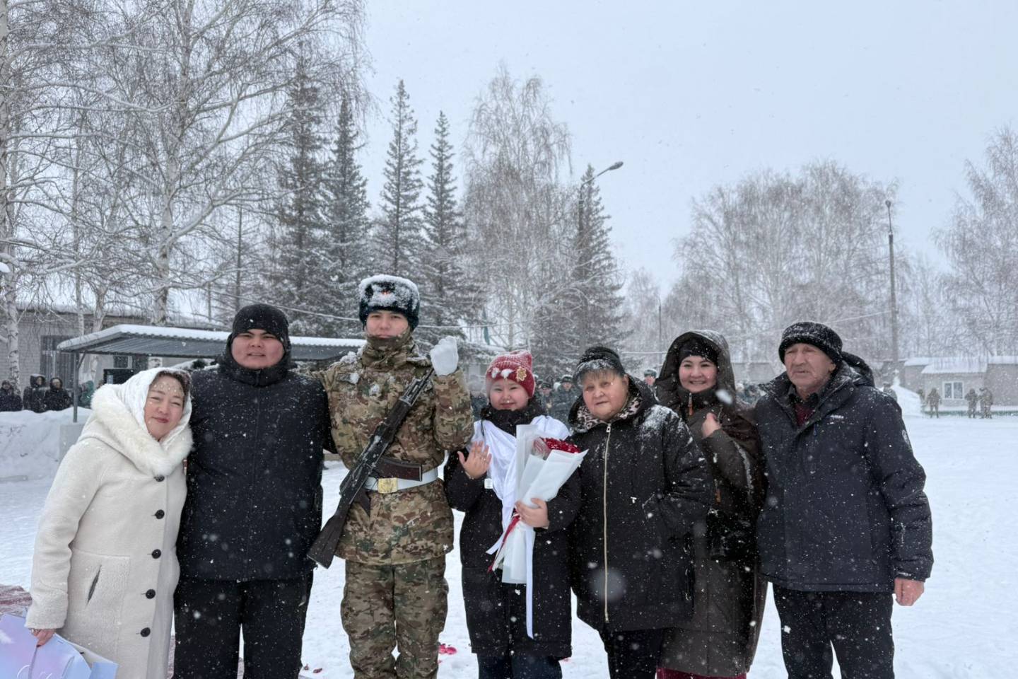 Усть-Каменогорск и ВКО / Усть-Каменогорск / Присяга родине и обещание любимой: неожиданное событие произошло в ВКО