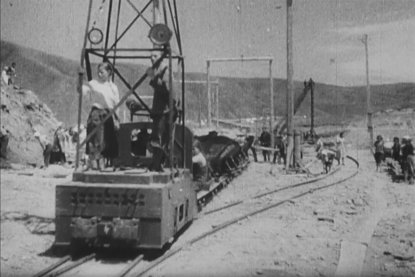 Усть-Каменогорск и ВКО / Усть-Каменогорск / Усть-Каменогорск в кинохронике: строительство ГЭС в 1943 году