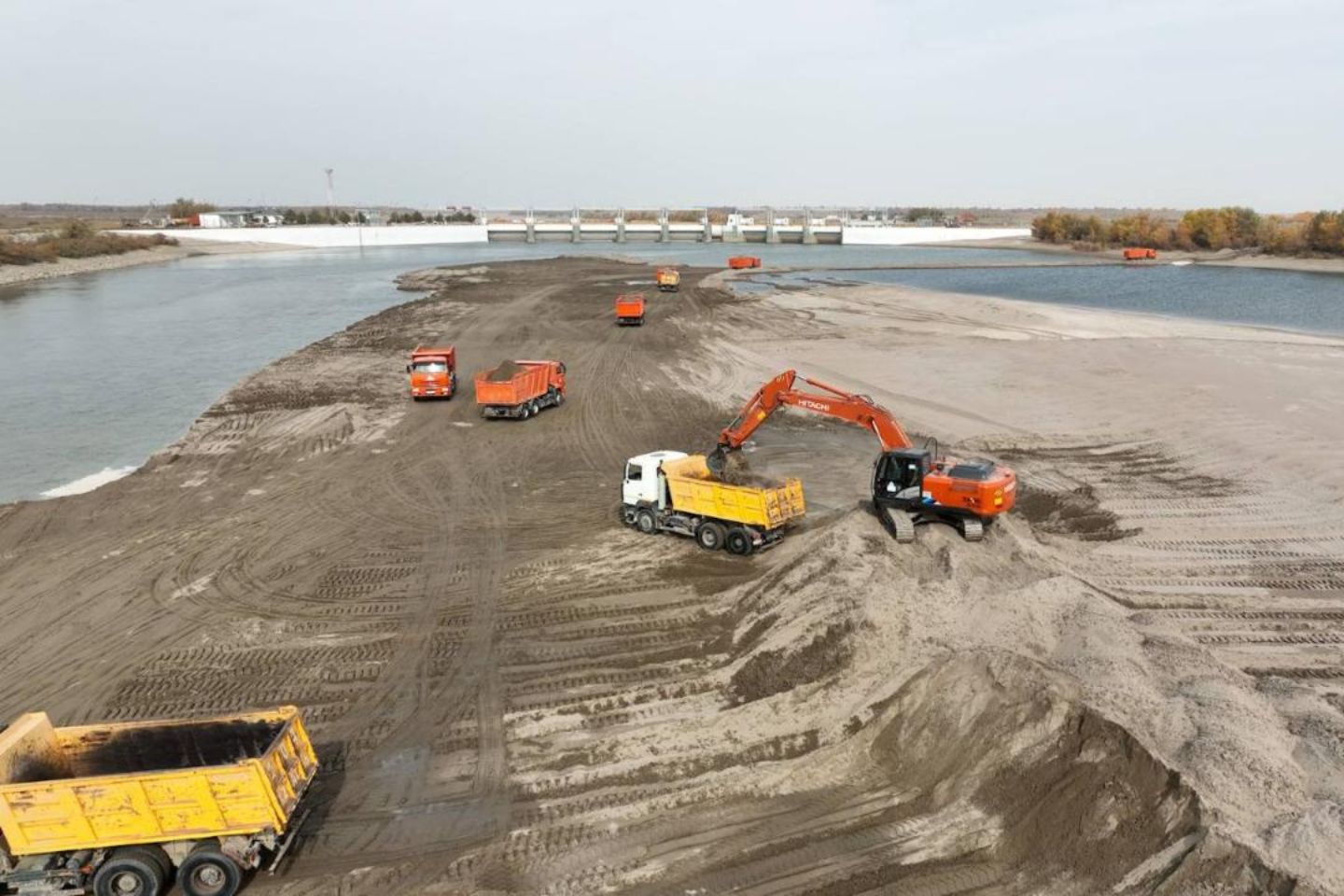 Новости Казахстана / В Туркестанской области модернизируют водохранилище