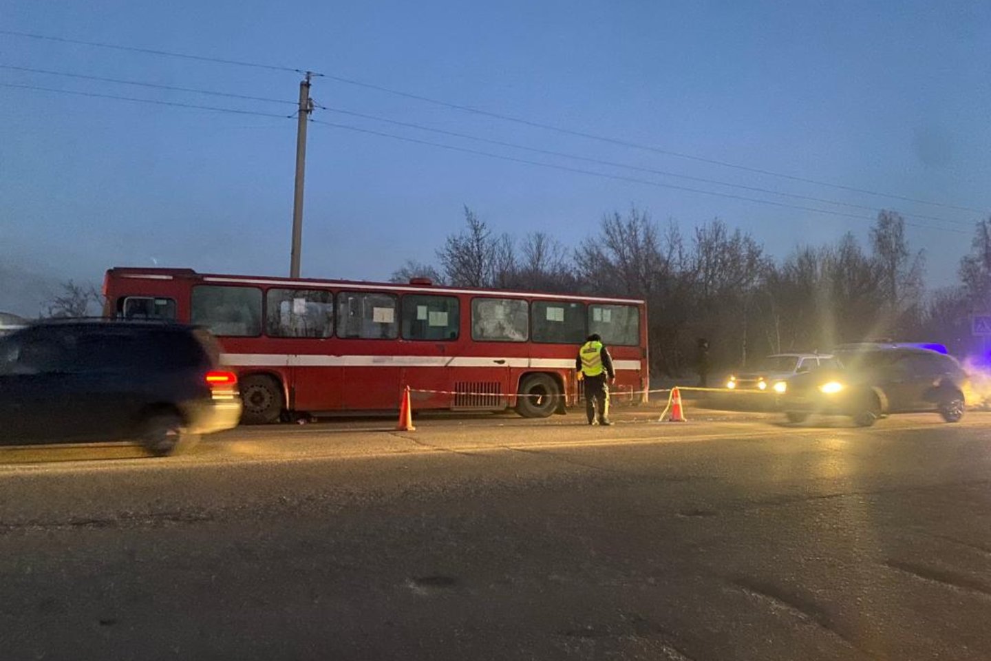 Усть-Каменогорск и ВКО / Усть-Каменогорск / В Усть-Каменогорске сегодня  утром автобус насмерть сбил пешехода
