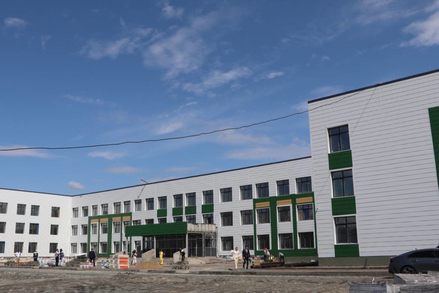 Усть-Каменогорск и ВКО / Өскемендегі 600 орындық мектеп құрылысы күзге дейін аяқталады