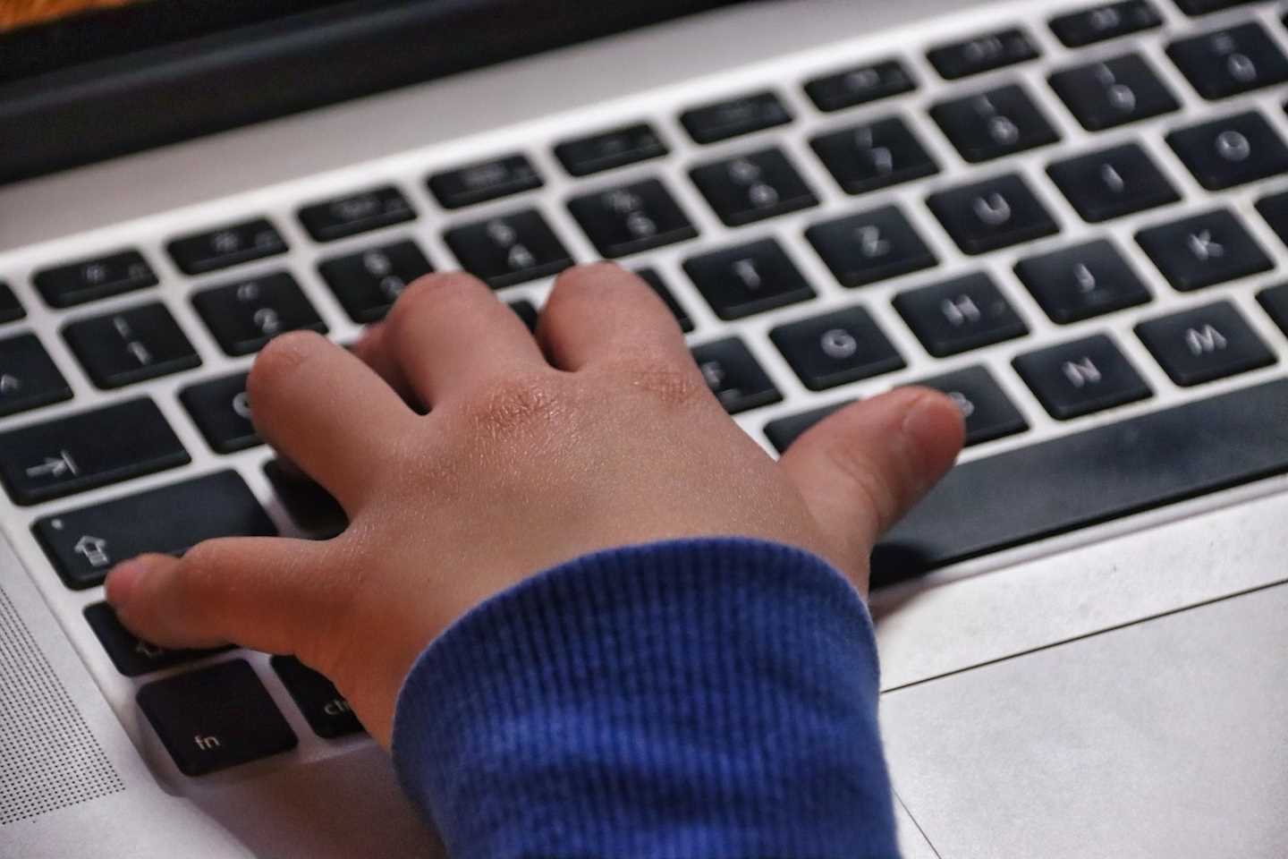 Усть-Каменогорск и ВКО / Вторая смена школьников Усть-Каменогорска и Риддера будет учиться дистанционно