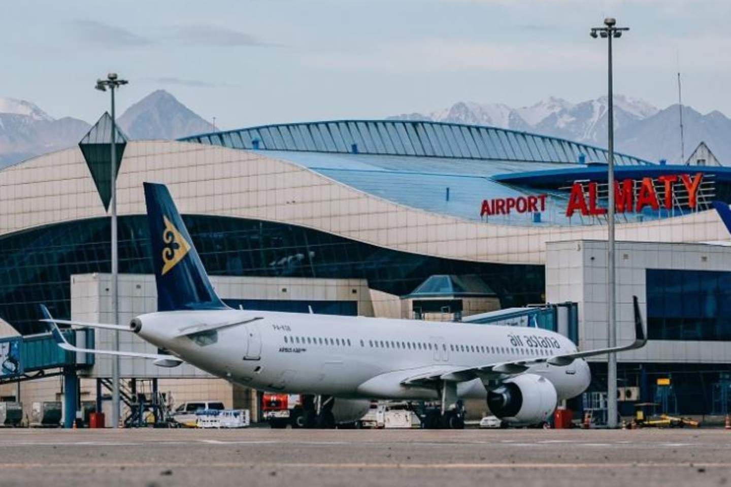 Новости Казахстана / Экономика в Казахстане / Алматинский аэропорт вернули в собственность государства