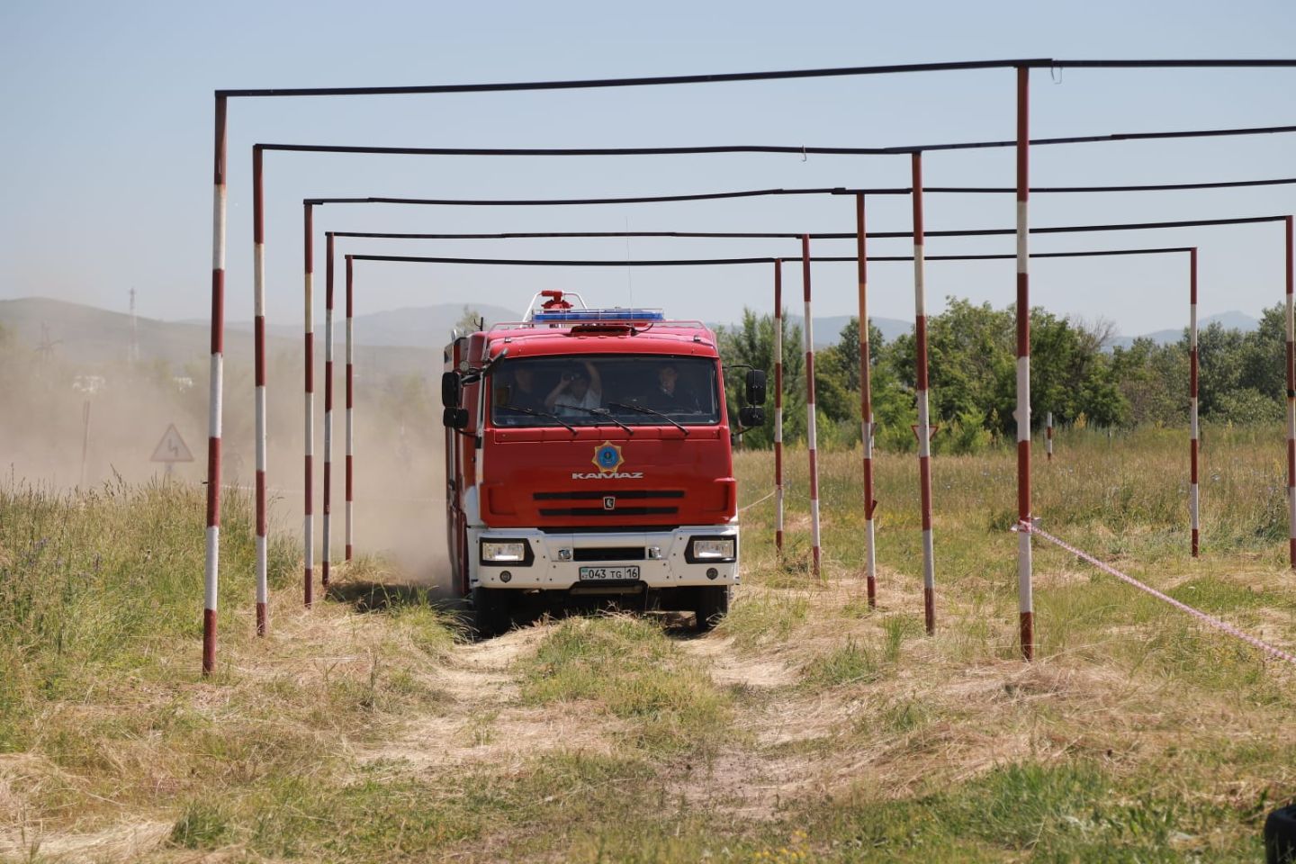Усть-Каменогорск и ВКО / Соревнования среди водителей пожарных машин прошли в ВКО