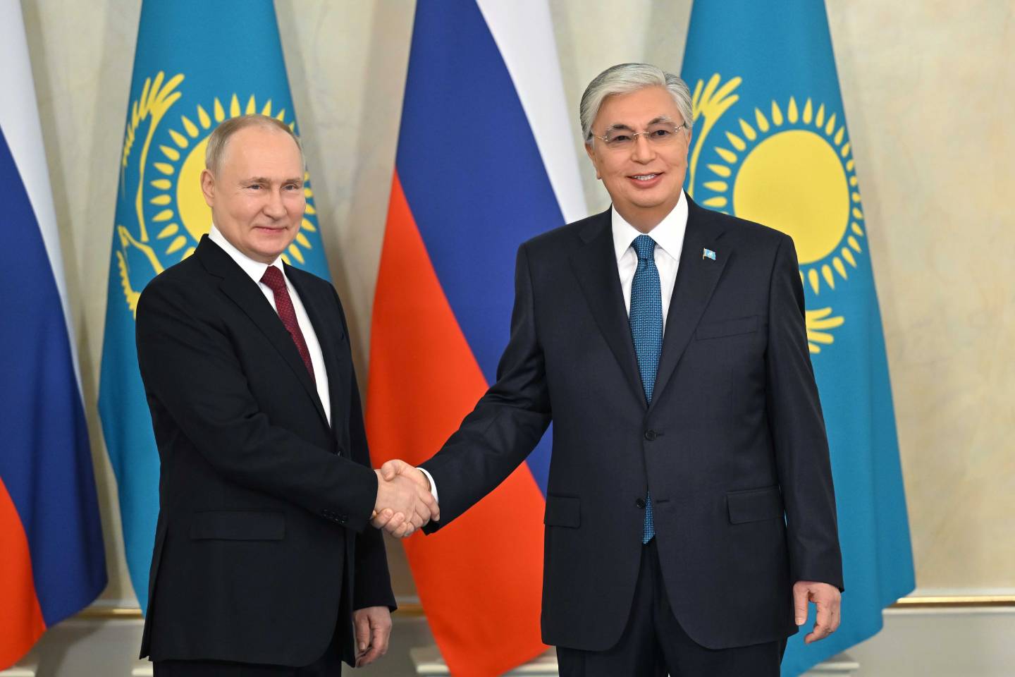 Новости мира / Политика в мире / Президенты России и Казахстана подпишут ряд важных документов