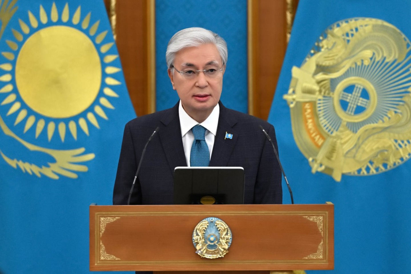 Новости Казахстана / Президент қазақстандықтарды Ораза айт мерекесімен құттықтады