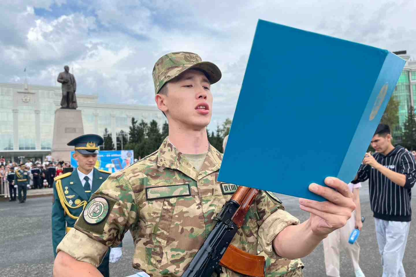Усть-Каменогорск и ВКО / В Усть-Каменогорске прошла церемония принятия военной присяги Усть-Каменогорск и ВКО / В Усть-Каменогорске прошла церемония принятия военной присяги