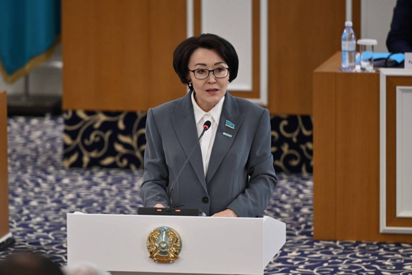 Новости Казахстана / Общество в Казахстане / Депутат мажилиса: преамбула Конституции РК не соответствует новым реалиям