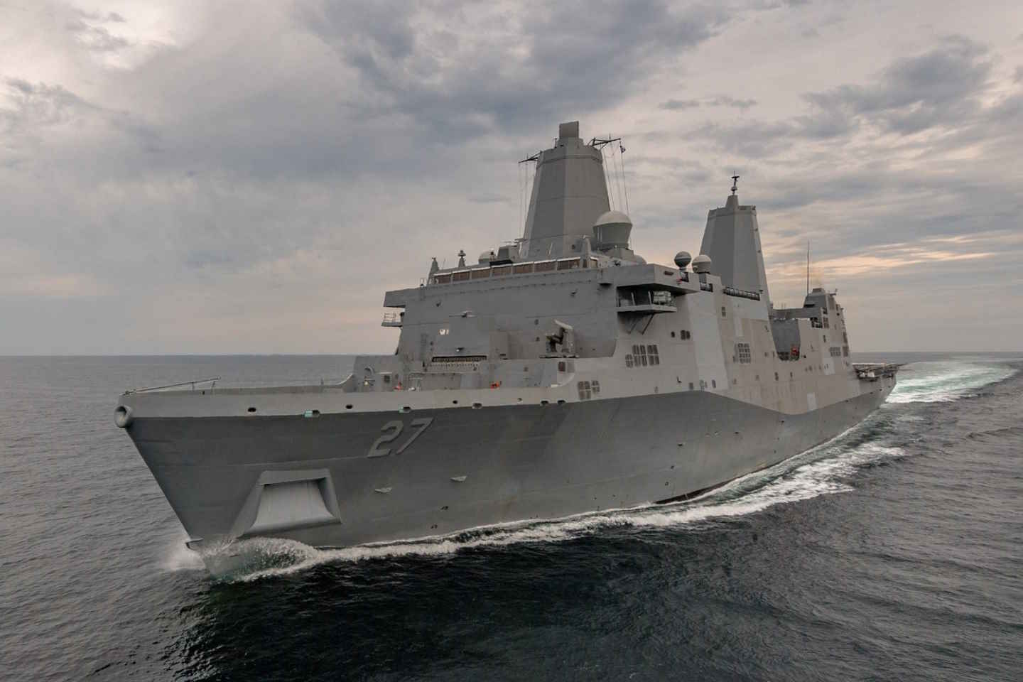 Новости мира / Политика в мире / США увели военные корабли из Красного моря
